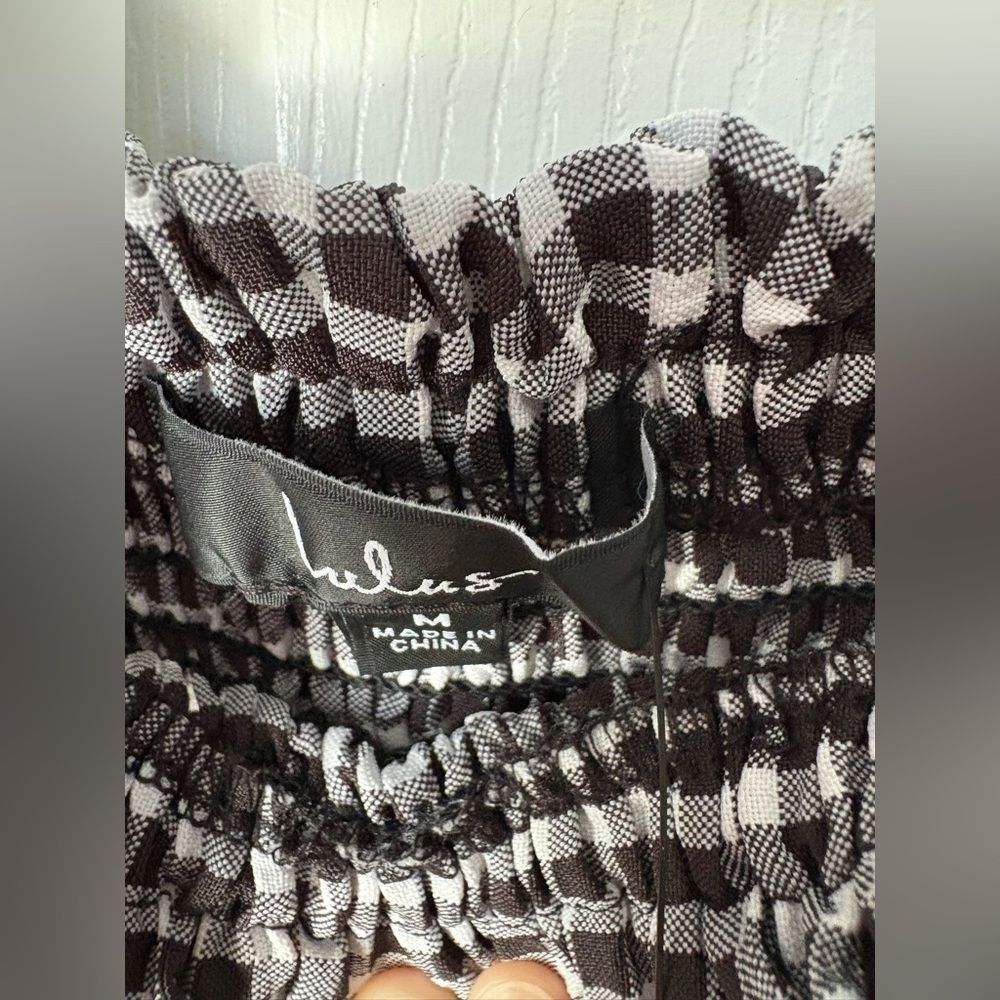 New NWT Lulus Gingham Smocked Maxi Dress off the shoulder side pockets size M - Picture 8 of 10